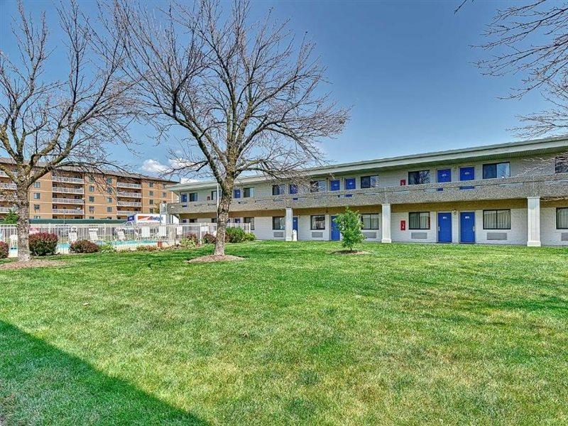 Motel 6-Villa Park, Il - Chicago West Bagian luar foto