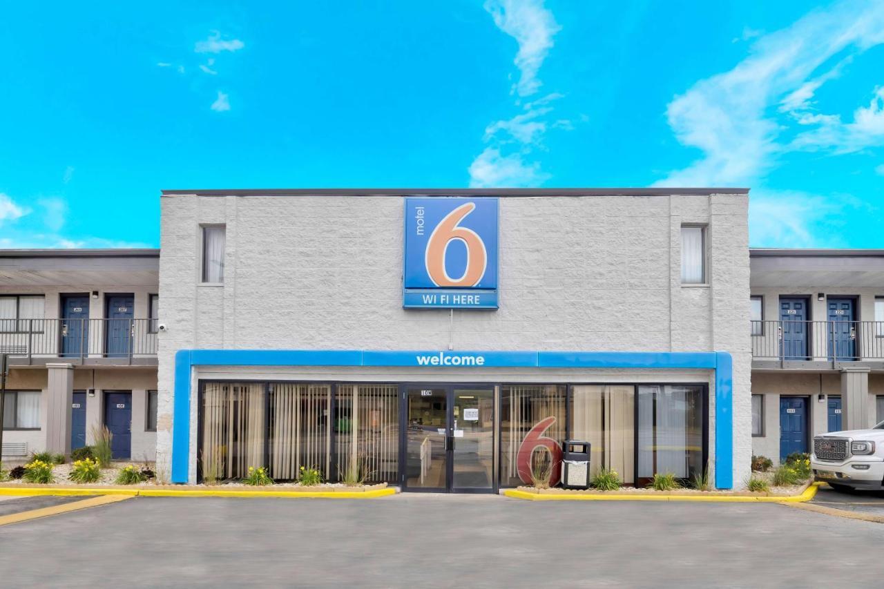 Motel 6-Villa Park, Il - Chicago West Bagian luar foto