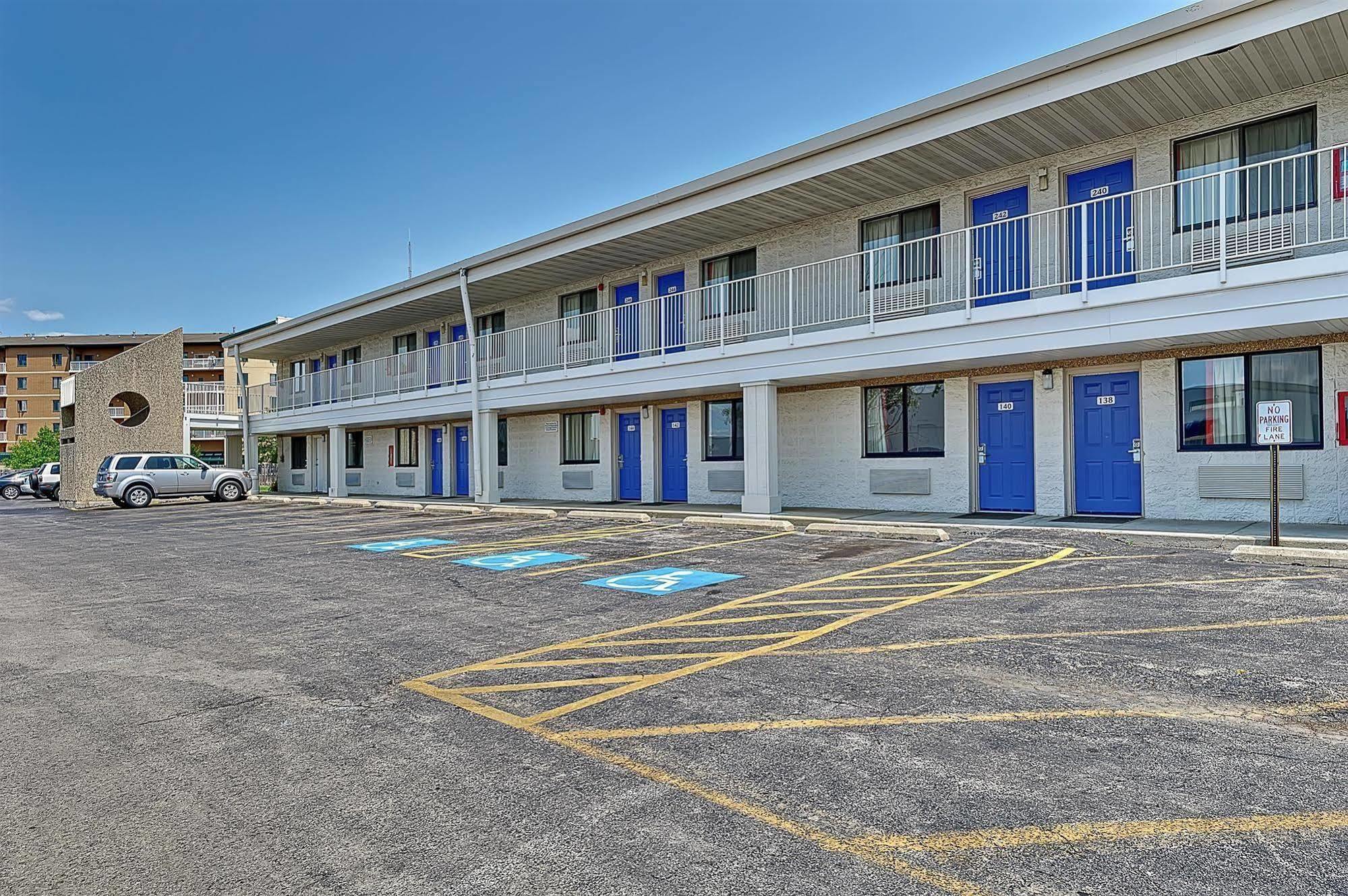 Motel 6-Villa Park, Il - Chicago West Bagian luar foto