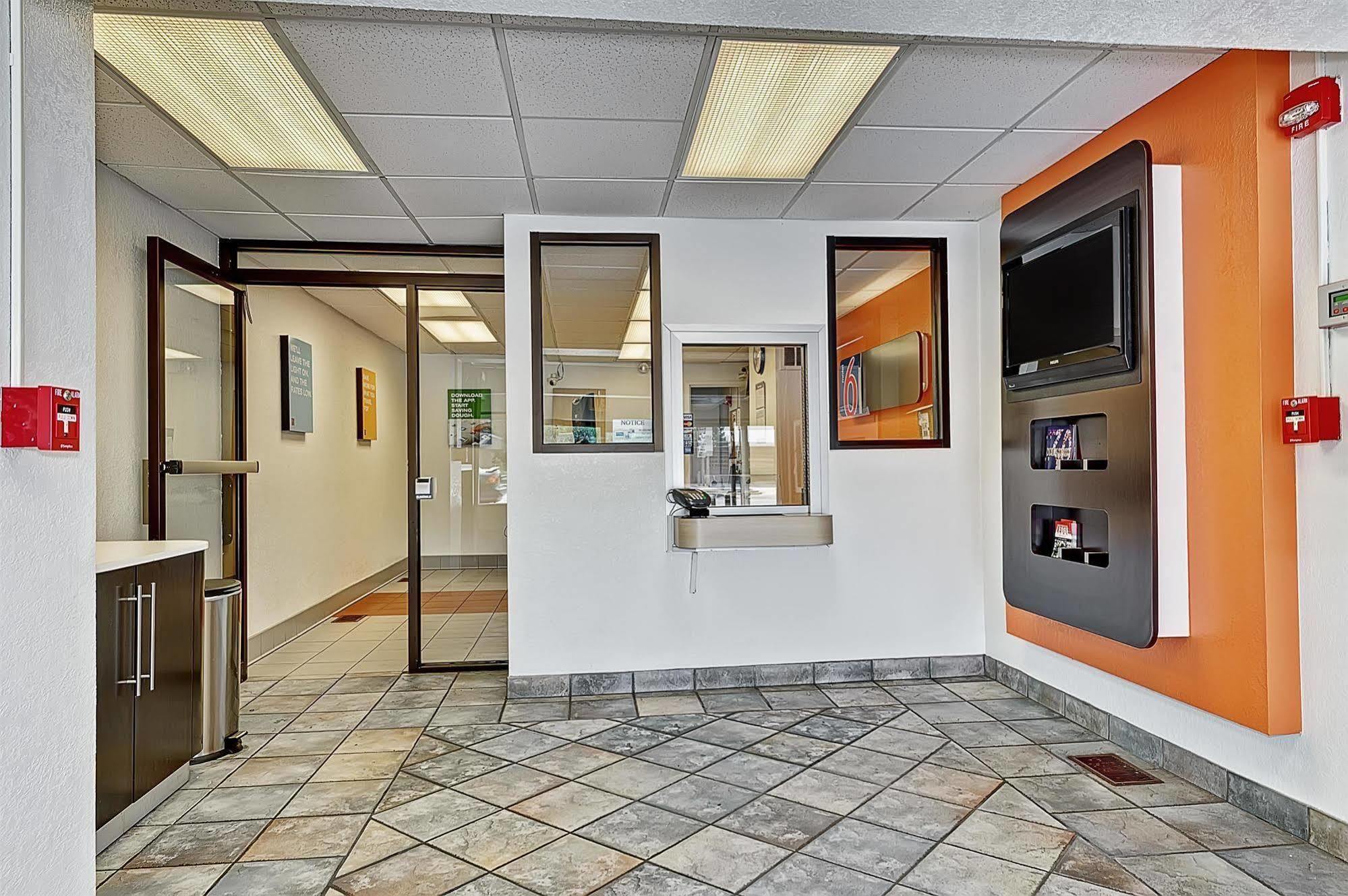 Motel 6-Villa Park, Il - Chicago West Bagian luar foto